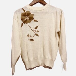 Vintage Eatons Cream with Suede Floral Applique Sweater. Size Small.
